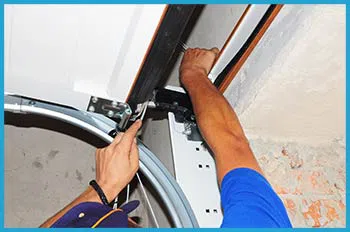 Haltom City Garage Door Service Repair Haltom City, TX 817-989-6932 - garage-door-maintenance-gr-16m